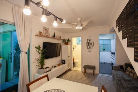 Sala de casa de condomínio à venda com 2 quartos, 103m² em Minaslandia, Belo Horizonte