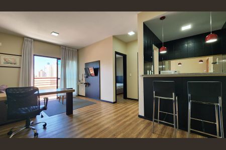 Sala de kitnet/studio à venda com 1 quarto, 648148m² em Centro, Jundiaí