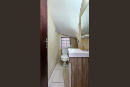 Lavabo de casa à venda com 3 quartos, 130m² em Jardim Luanda, São Paulo