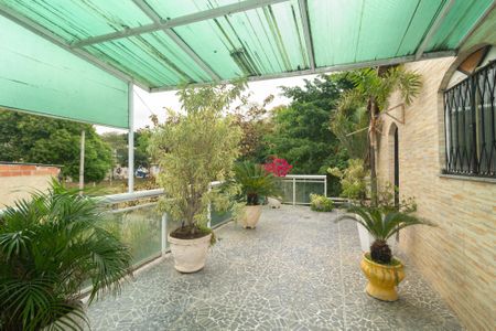 Varanda de casa para alugar com 5 quartos, 70m² em Campo Grande, Rio de Janeiro