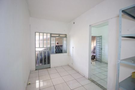Studio de kitnet/studio à venda com 8 quartos, 360m² em Glória, Contagem
