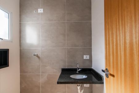 Banheiro da Suíte 1 de casa de condomínio à venda com 2 quartos, 60m² em Parque Boturussu, São Paulo