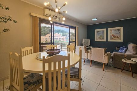 Sala de apartamento para alugar com 3 quartos, 110m² em Jardim Tres Marias, Guarujá