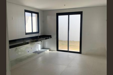 Cozinha de casa à venda com 3 quartos, 260m² em Fonte Grande, Contagem