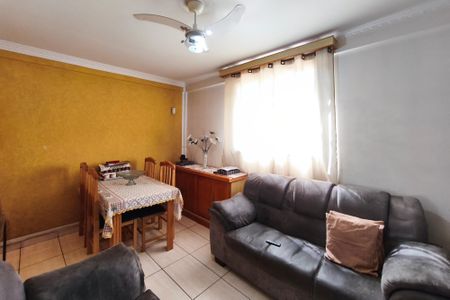 Sala de apartamento para alugar com 2 quartos, 72m² em Parque Residencial Vila União, Campinas