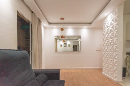 Sala de apartamento à venda com 2 quartos, 60m² em Parque Fazendinha, Campinas