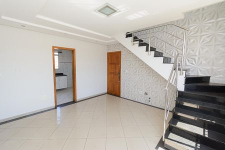 Sala de apartamento à venda com 3 quartos, 185m² em Tirol, Contagem