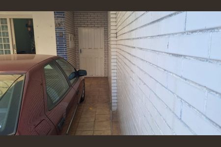 Casa à venda com 3 quartos, 200m² em Lagoinha, Belo Horizonte