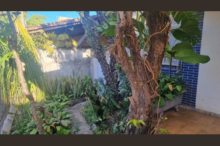 Casa à venda com 3 quartos, 200m² em Lagoinha, Belo Horizonte