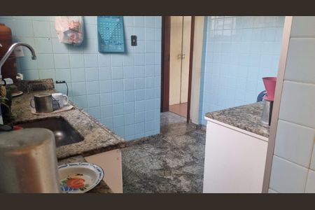 Casa à venda com 3 quartos, 200m² em Lagoinha, Belo Horizonte