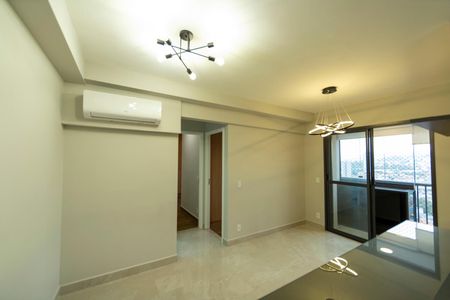 Sala de apartamento para alugar com 2 quartos, 56m² em Nova Aldeinha, Barueri