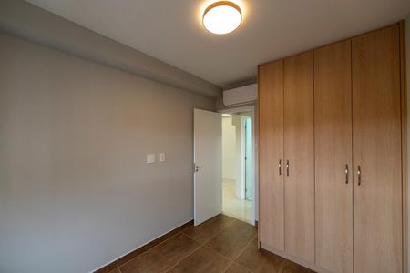 Quarto de apartamento para alugar com 2 quartos, 56m² em Nova Aldeinha, Barueri