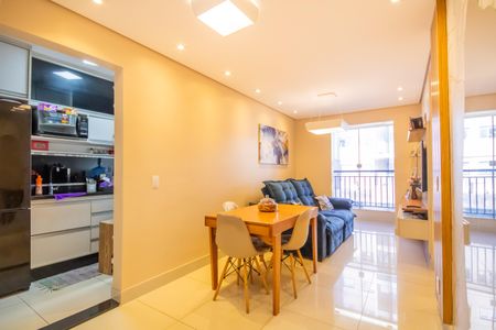 Sala de apartamento à venda com 3 quartos, 54m² em Conceicao, Osasco