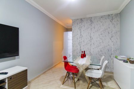 Sala de casa de condomínio à venda com 2 quartos, 65m² em Vila Taquari, São Paulo