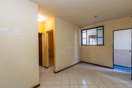 Sala de apartamento à venda com 2 quartos, 60m² em Jaqueline, Belo Horizonte