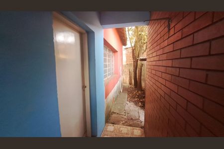 Área Externa de casa à venda com 3 quartos, 100m² em Vila Dalva, São Paulo