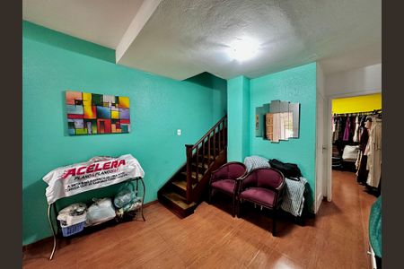 Sala de casa para alugar com 2 quartos, 81m² em Vila Cordeiro, São Paulo