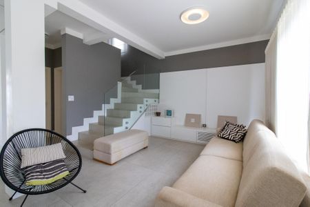 Sala de casa de condomínio à venda com 4 quartos, 194m² em Bairro das Palmeiras, Campinas