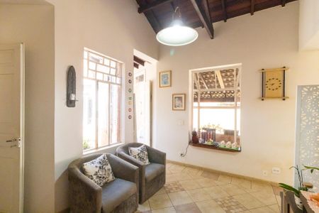 Casa 1 - Hall de entrada de casa à venda com 7 quartos, 397m² em Geraldo, Campinas