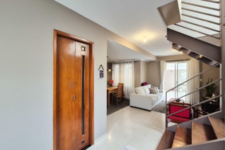 Sala de casa de condomínio à venda com 3 quartos, 244m² em Vila Sao Leopoldo, São Bernardo do Campo