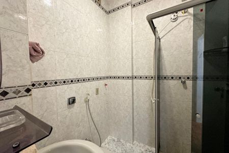 Banheiro de kitnet/studio para alugar com 1 quarto, 35m² em Centro, Rio de Janeiro