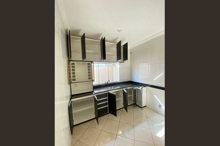 Cozinha de casa à venda com 3 quartos, 90m² em Jardim Imperial, Lagoa Santa