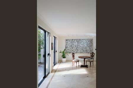 Sala de casa à venda com 4 quartos, 399m² em Jardim Guedala, São Paulo