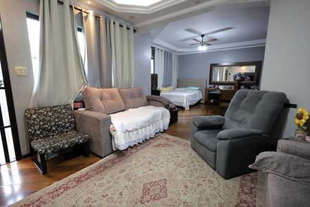 Sala de casa para alugar com 4 quartos, 278m² em Vila Camilópolis, Santo André