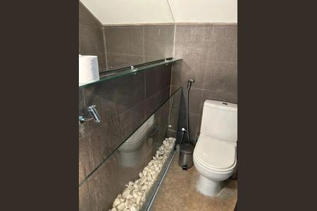 Foto 07 de casa à venda com 2 quartos, 98m² em Jardim Europa, São Paulo