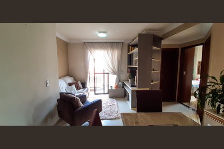 Sala de Estar de apartamento à venda com 2 quartos, 59m² em Vila Quitauna, Osasco