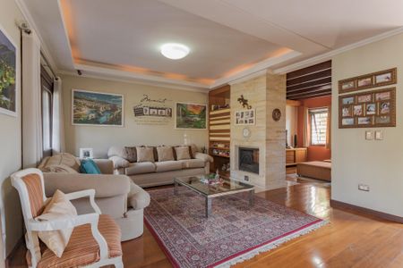 Sala de casa à venda com 4 quartos, 470m² em Boa Vista, Porto Alegre