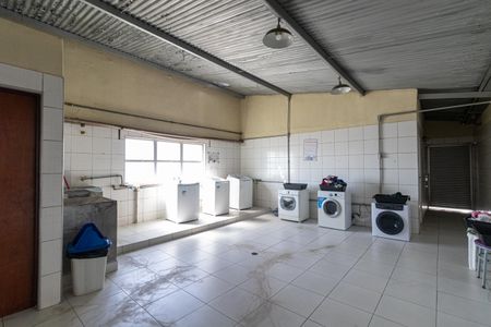 Área Comum - Lavanderia de kitnet/studio para alugar com 1 quarto, 17m² em Vila Marieta, São Paulo