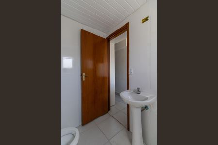 Banheiro de kitnet/studio para alugar com 1 quarto, 17m² em Vila Marieta, São Paulo