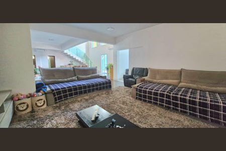 Sala de casa de condomínio à venda com 5 quartos, 800m² em Condados da Lagoa, Lagoa Santa