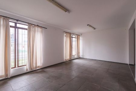 Sala de casa para alugar com 4 quartos, 350m² em Centro, Taubaté