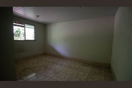 Quarto de casa para alugar com 1 quarto, 54m² em Vargem Pequena, Rio de Janeiro