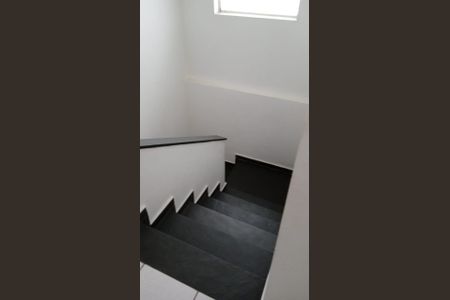 Escada de casa para alugar com 5 quartos, 200m² em Vila Mascote, São Paulo