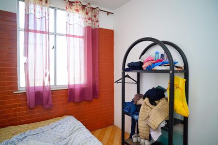 Quarto 2 de apartamento para alugar com 2 quartos, 46m² em Fonseca, Niterói