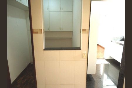 Apartamento à venda com 2 quartos, 89m² em Sagrada Família, Belo Horizonte