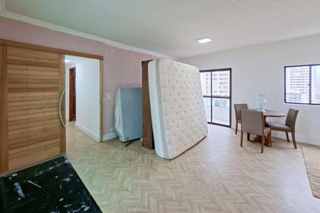Sala de apartamento para alugar com 4 quartos, 158m² em Canto do Forte, Praia Grande