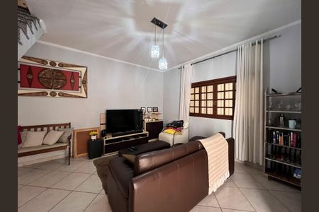 Sala de casa à venda com 3 quartos, 250m² em Jardim Santa Beatriz, Guarulhos