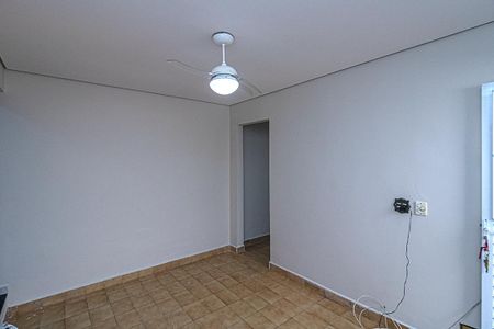 Sala de casa à venda com 3 quartos, 400m² em Vila Caraguata, São Paulo