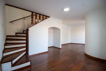 Sala de casa para alugar com 3 quartos, 185m² em Vila Trujillo, Sorocaba