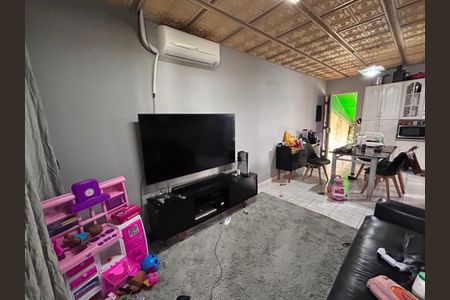 Sala de casa à venda com 3 quartos, 360m² em Vila Augusta, Guarulhos