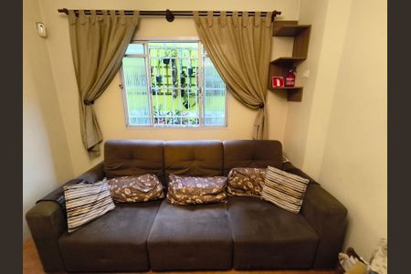 Sala de TV de casa para alugar com 5 quartos, 280m² em Jardim da Gloria, São Paulo