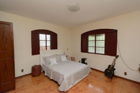 Suíte de casa para alugar com 3 quartos, 432m² em Eldorado, Contagem