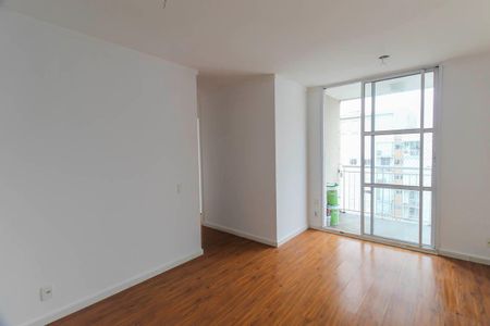 Sala de apartamento à venda com 3 quartos, 64m² em Jardim Guairaca, São Paulo