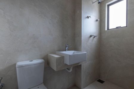 Banheiro da Suíte de apartamento à venda com 2 quartos, 131m² em Barro Preto, Belo Horizonte