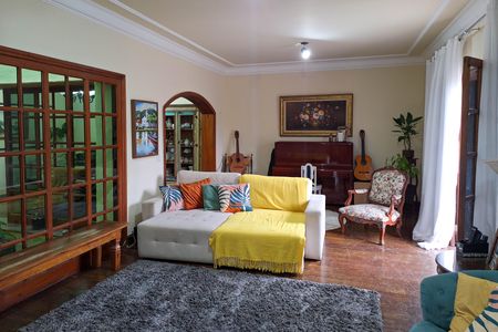 Sala de casa para alugar com 5 quartos, 375m² em Piratininga, Niterói