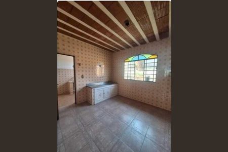 Casa para alugar com 2 quartos, 62m² em Tirol, Contagem